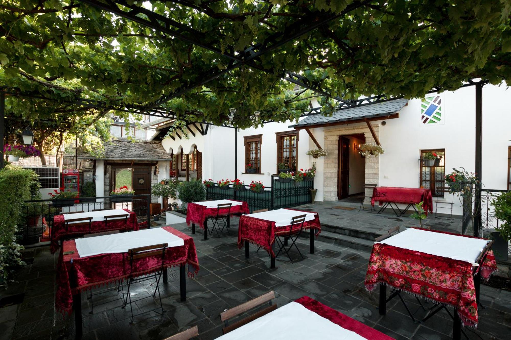 Boutique Hotel Musee Gjirokaster Exterior photo